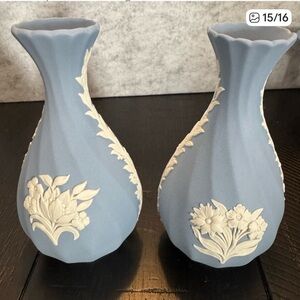 Wedgewood Charming Blue and Cream Floral Vases
